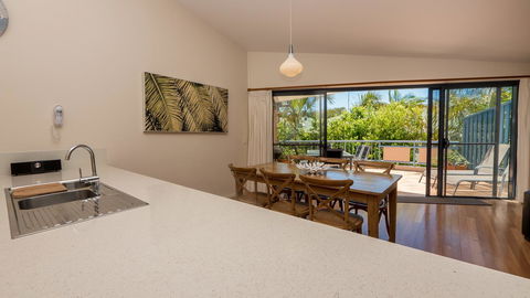 Byron Quarter Apartments - Hobart Tourism 32
