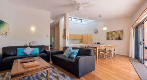Byron Quarter Apartments - Hobart Tourism 26