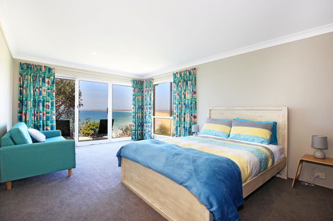 Neptune I Absolute Beachfront I Stunning Views - Hobart Tourism 16