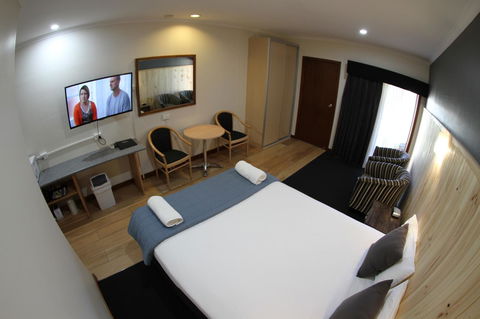 Sleepy Hill Motor Inn - Hobart Tourism 13