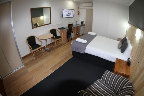 Sleepy Hill Motor Inn - Hobart Tourism 1