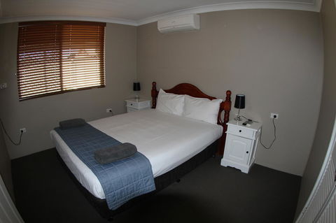 Sleepy Hill Motor Inn - Hobart Tourism 36