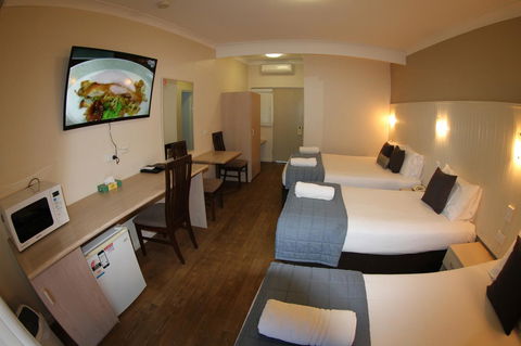 Sleepy Hill Motor Inn - Hobart Tourism 33
