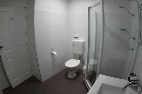 Sleepy Hill Motor Inn - Hobart Tourism 35