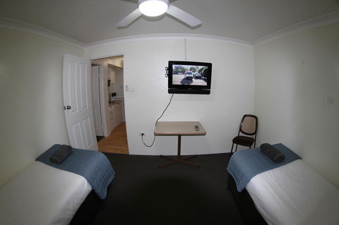 Sleepy Hill Motor Inn - Hobart Tourism 37