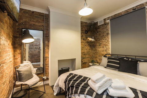 Chippendale Â· Quaint 1880â€™s Sydney Chippendale Terrace House - Tourism TAS 5