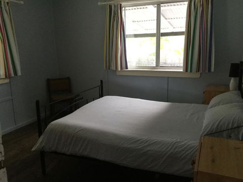 Hat Head Beach Cottage 1 - Tourism TAS 31