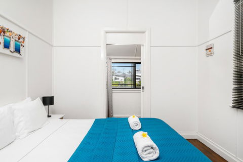 Club Byron Accommodation - Hobart Tourism 10