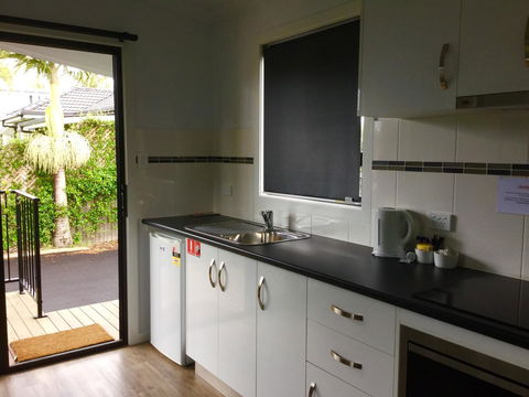 Club Byron Accommodation - Hobart Tourism 5