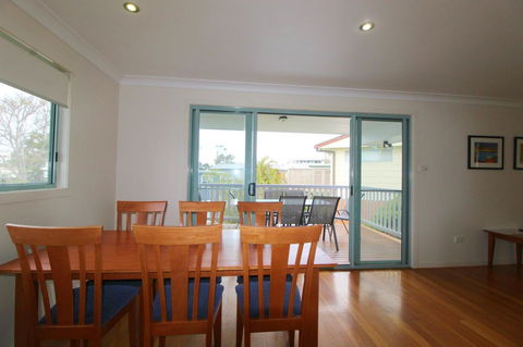 Anglesea, 17 Hodgson Street - Tourism TAS 4