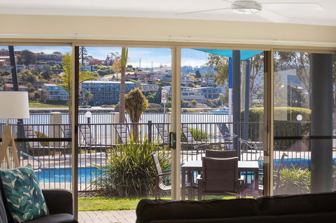Sails Luxury Apartments Merimbula - Hobart Tourism 18