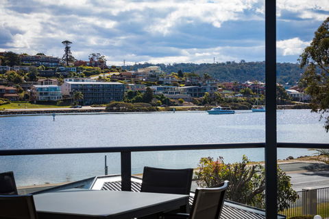 Sails Luxury Apartments Merimbula - Hobart Tourism 20