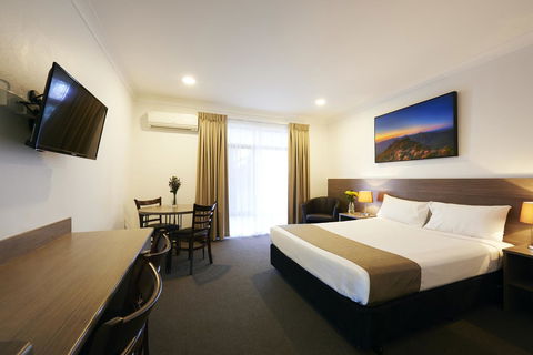 Adelong Motel - Tourism TAS 5