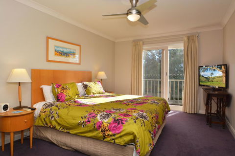 Villa 3br Chianti Villa Located Within Cypress Lakes Resort - Hobart Tourism 8