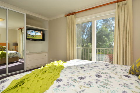 Villa 3br Chianti Villa Located Within Cypress Lakes Resort - Hobart Tourism 12