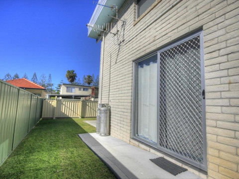 45 Wharf Street - Whole House - Hobart Tourism 5