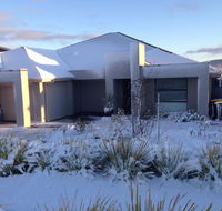 Jindabyne Executive - Hobart Tourism