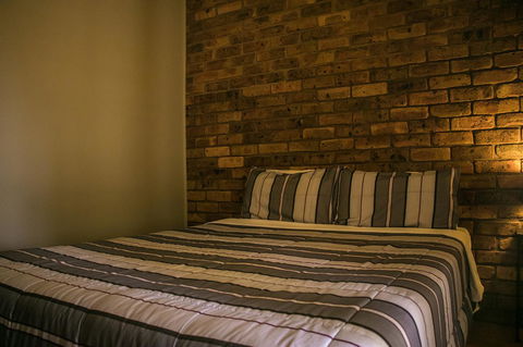 Ironstone Estate Lovedale - Tourism TAS 15