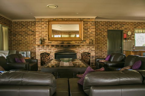 Ironstone Estate Lovedale - Tourism TAS 25