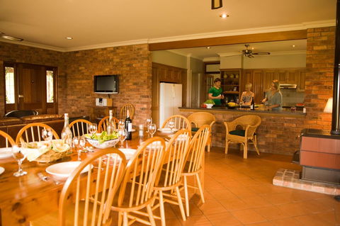 Ironstone Estate Lovedale - Tourism TAS 37