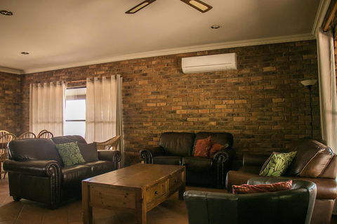 Ironstone Estate Lovedale - Tourism TAS 16