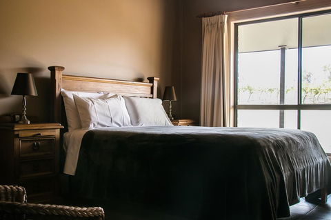 Ironstone Estate Lovedale - Tourism TAS 22
