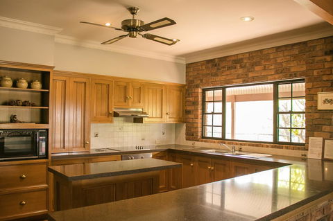 Ironstone Estate Lovedale - Tourism TAS 4