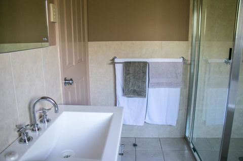 Ironstone Estate Lovedale - Tourism TAS 27