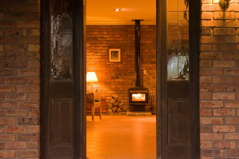 Ironstone Estate Lovedale - Tourism TAS 39