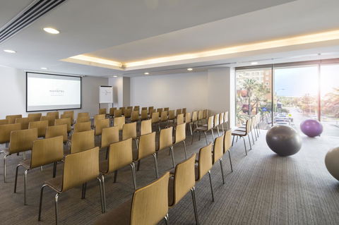 Novotel Newcastle Beach - Hobart Tourism 17