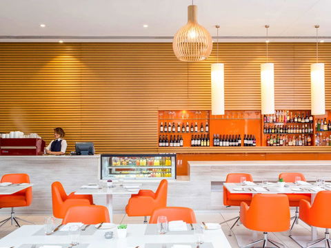 Novotel Newcastle Beach - Hobart Tourism 2