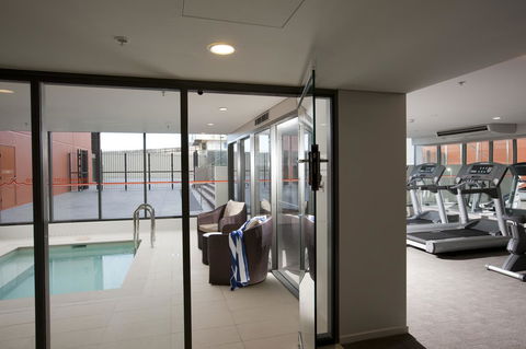 Novotel Newcastle Beach - Hobart Tourism 30