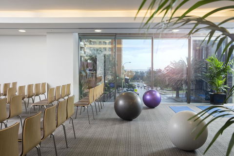 Novotel Newcastle Beach - Hobart Tourism 18
