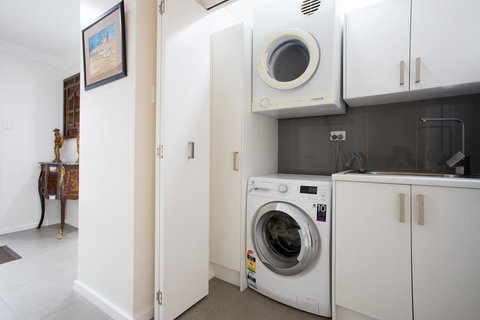 Armidale Cottage - House 2 - Tourism TAS 14