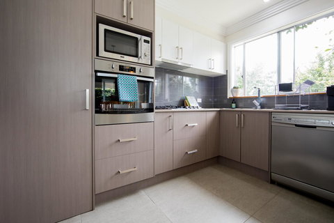 Armidale Cottage - House 2 - Tourism TAS 15