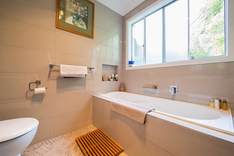 Armidale Cottage - House 2 - Tourism TAS 28