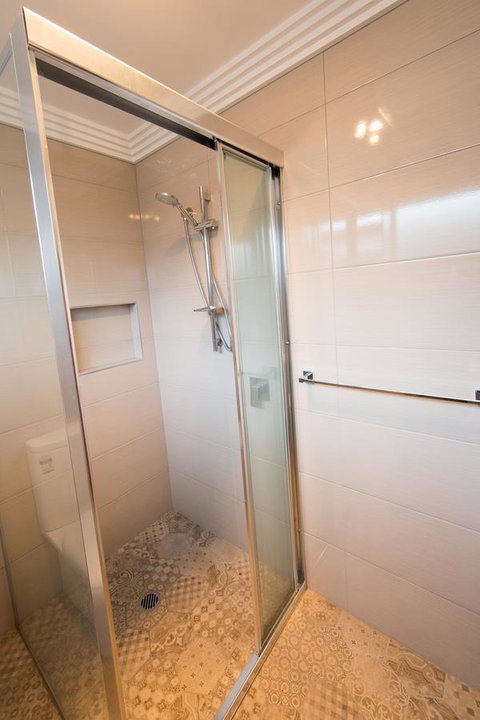 Armidale Cottage - House 2 - Tourism TAS 34