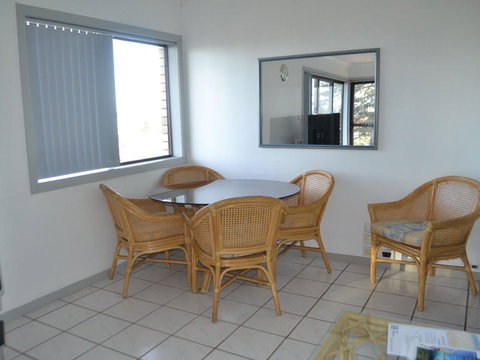 Oxley 8 At Tuncurry - Hobart Tourism 2