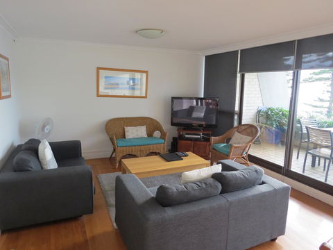 Manly Paradise Motel & Apartments - Tourism TAS 25