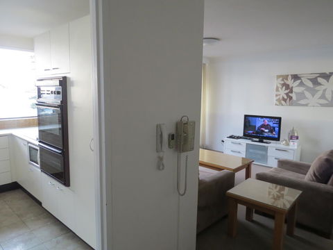 Manly Paradise Motel & Apartments - Tourism TAS 44