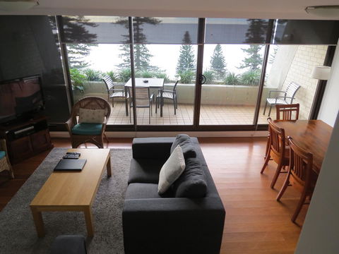 Manly Paradise Motel & Apartments - Tourism TAS 27