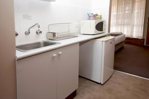 Sapphire Waters Motor Inn - Hobart Tourism 19
