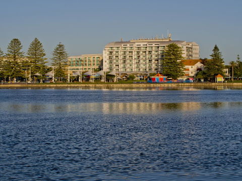 Oaks The Entrance Waterfront Suites - Tourism TAS 15