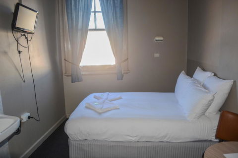 Commercial Hotel Motel Lithgow - Tourism TAS 24
