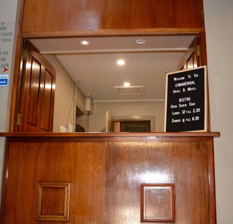 Commercial Hotel Motel Lithgow - Tourism TAS 34