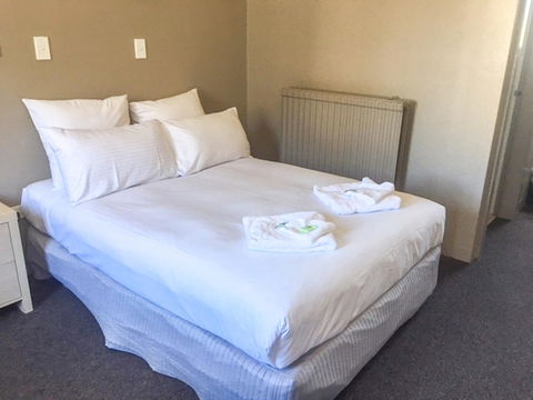 Commercial Hotel Motel Lithgow - Tourism TAS 14