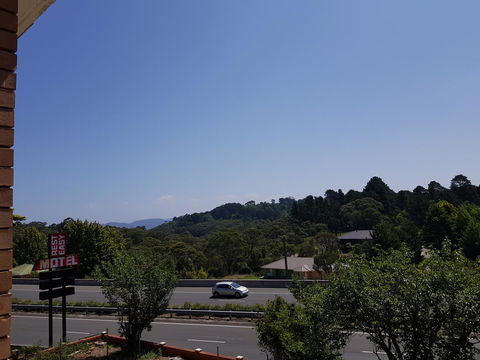 Rest Easy Motel - Tourism TAS 39