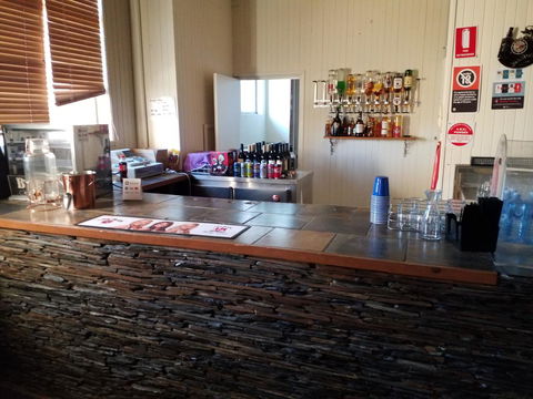 Rest Easy Motel - Tourism TAS 3