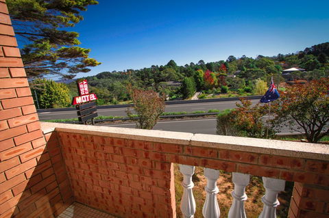 Rest Easy Motel - Tourism TAS 8