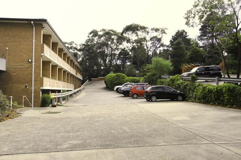 Rest Easy Motel - Tourism TAS 32